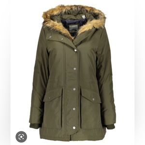 Levi’s Women’s Winter Parka Jacket